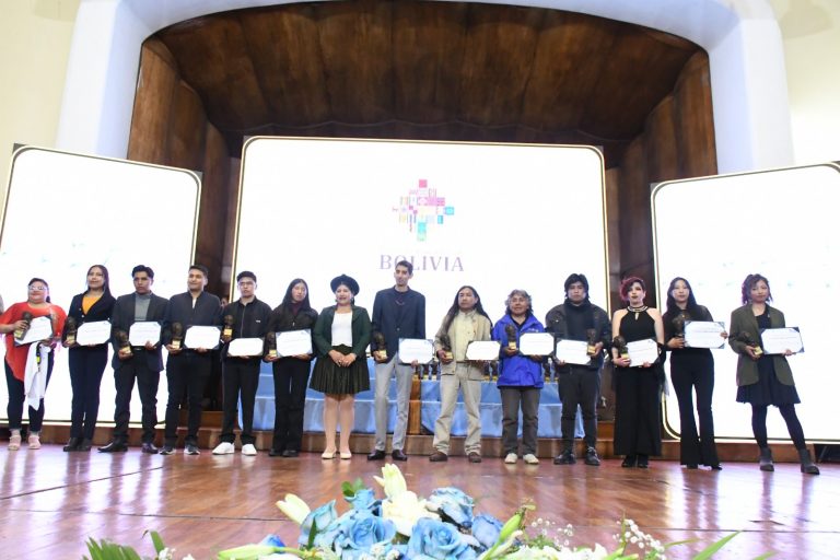 Imagen de WhatsApp 2025-11-05 a las 17.45.00_c741987a